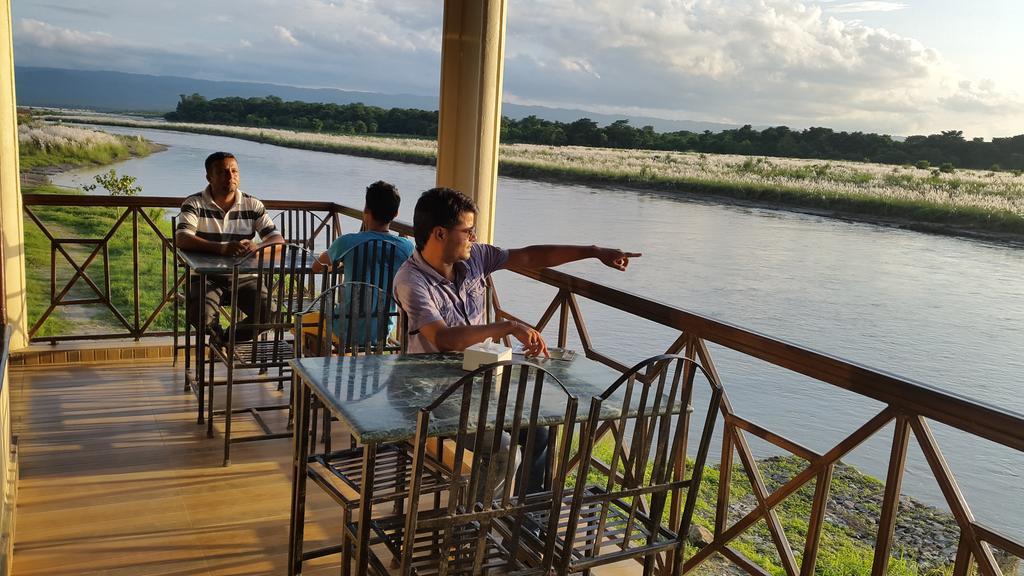 Отель Jungle Wildlife Camp Саураха Экстерьер фото