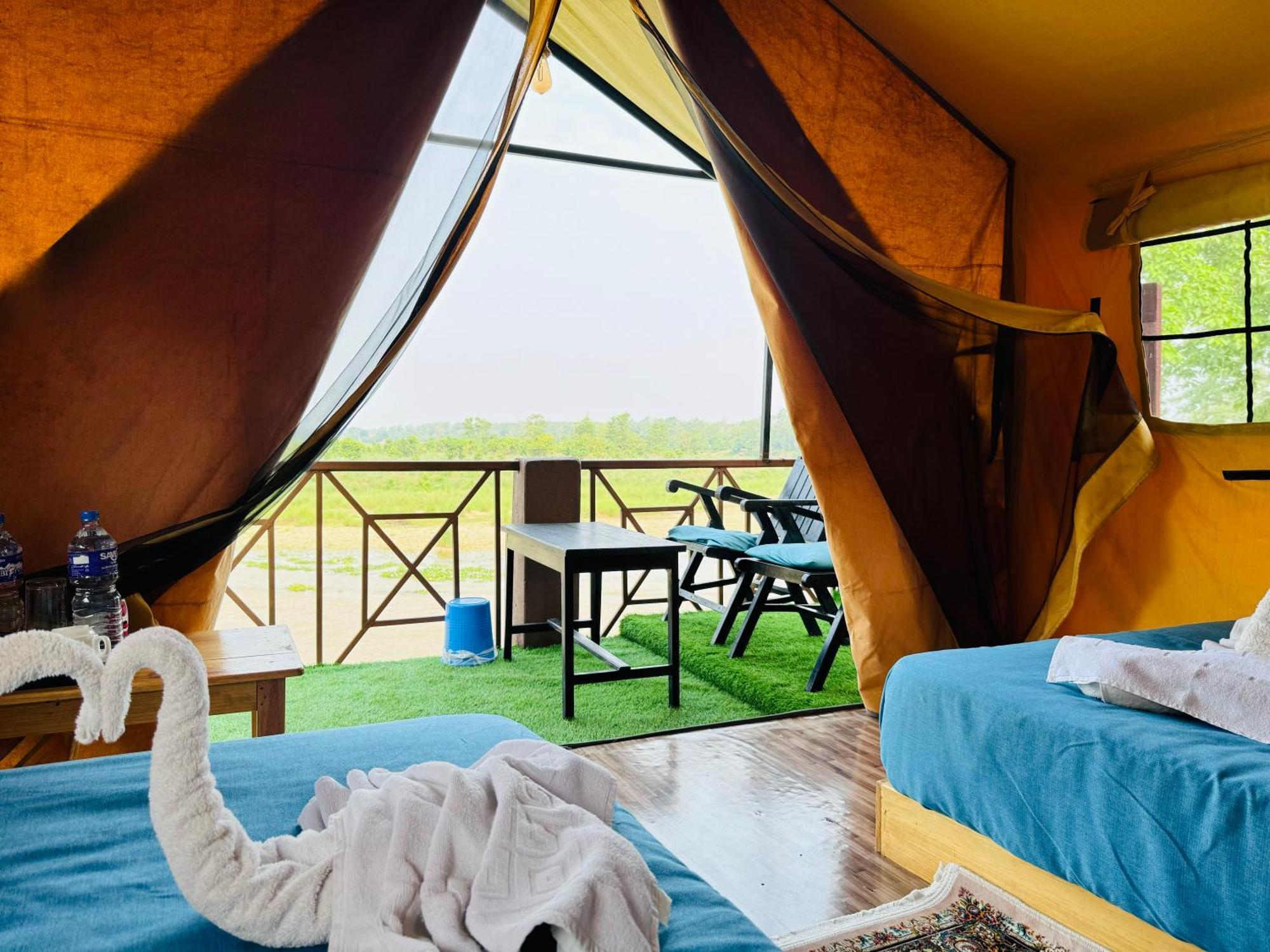 Отель Jungle Wildlife Camp Саураха Экстерьер фото