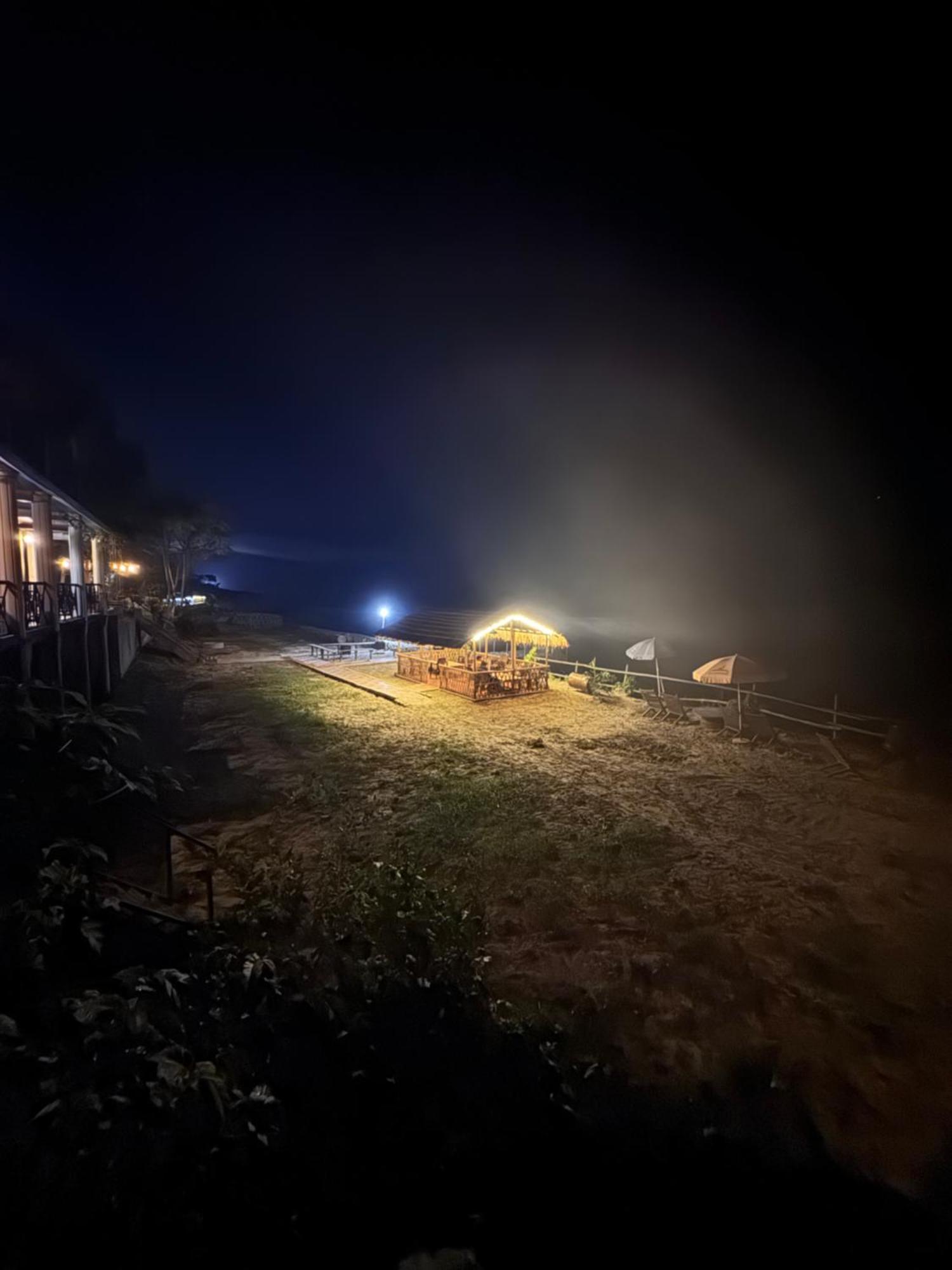 Отель Jungle Wildlife Camp Саураха Экстерьер фото
