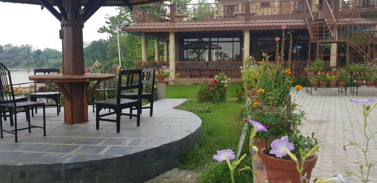 Отель Jungle Wildlife Camp Саураха Экстерьер фото